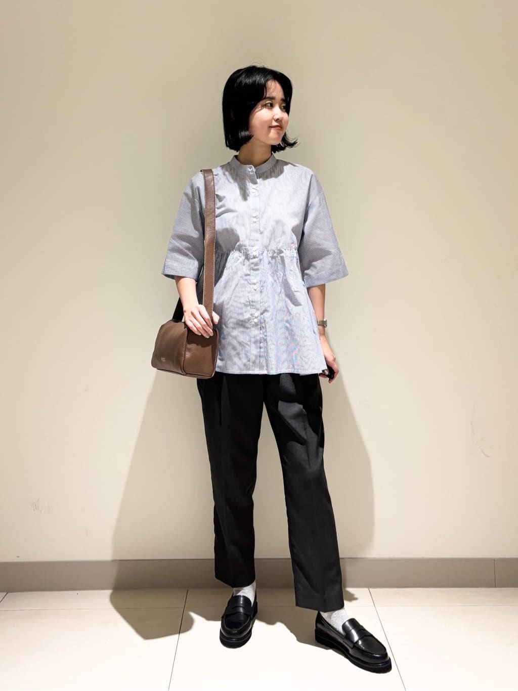 mayuさんの「Dessin｜【ウエストゴム・洗える】センターライン入りテーパードパンツ（XS～L）」を使ったコーディネート