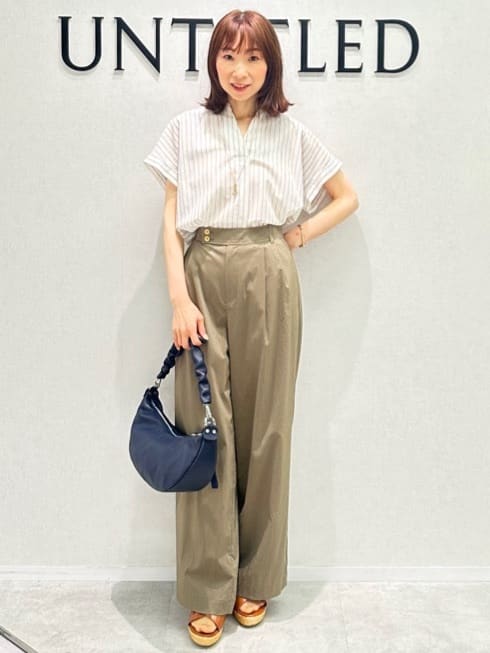 Miwaさんの「UNTITLED｜【洗える/スキッパー】フレンチスリーブシアーブラウス」を使ったコーディネート