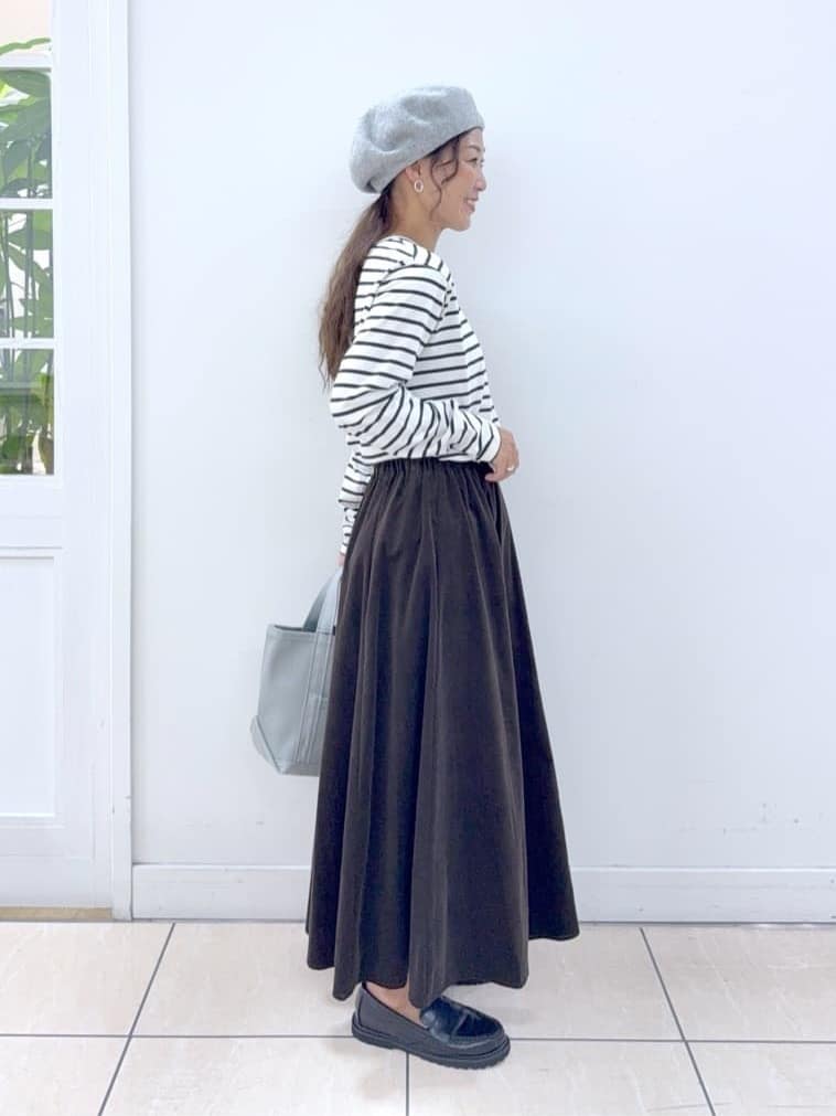Osawaさんの「Dessin｜【選べる首元デザイン/洗える】クルーネックロングTシャツ」を使ったコーディネート