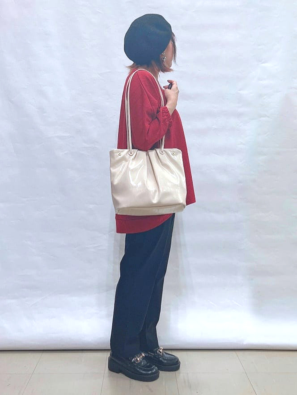 YUIさんの「SHOO･LA･RUE｜【S-LL/7分袖】ゆるシルエットが心地よい ドルマントップス」を使ったコーディネート