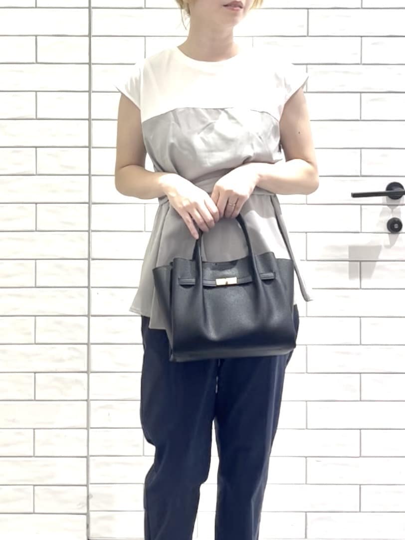 しおりさんの「OPAQUE.CLIP｜ビスチェドッキングカットソー【洗濯機洗い可】」を使ったコーディネート