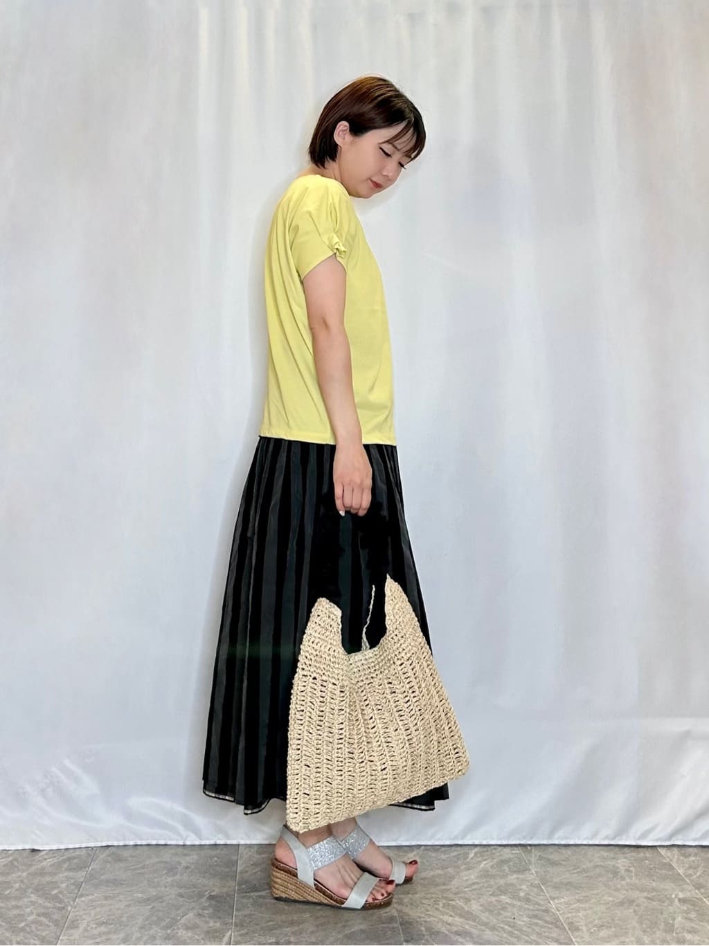 ネリさんの「SHOO･LA･RUE｜【S-LL/UV/プチプラ】お袖タックで好印象 デザインTシャツ」を使ったコーディネート