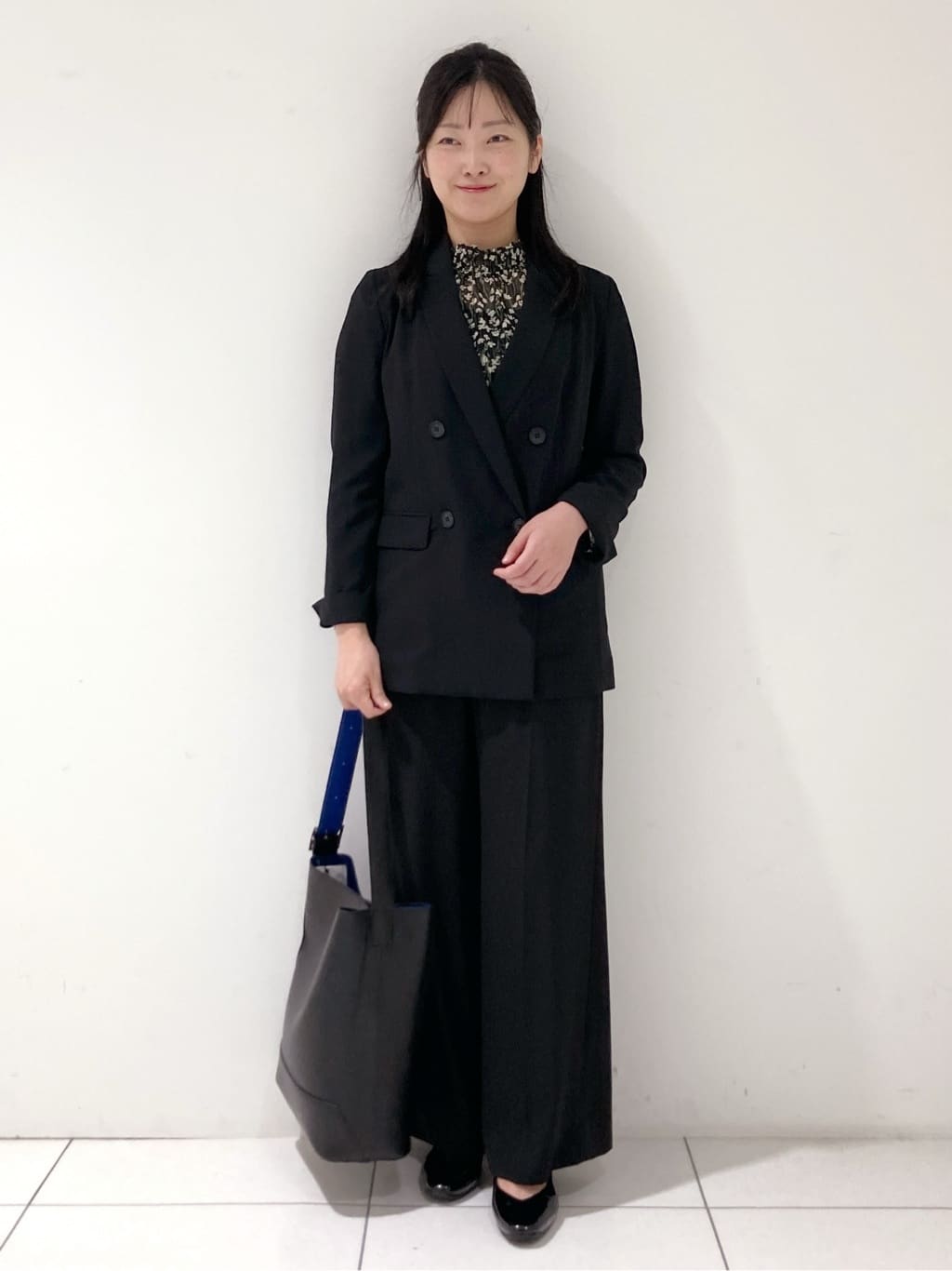 momokoさんの「INDIVI｜【軽く羽織れる！】ダブルジャケット」を使ったコーディネート