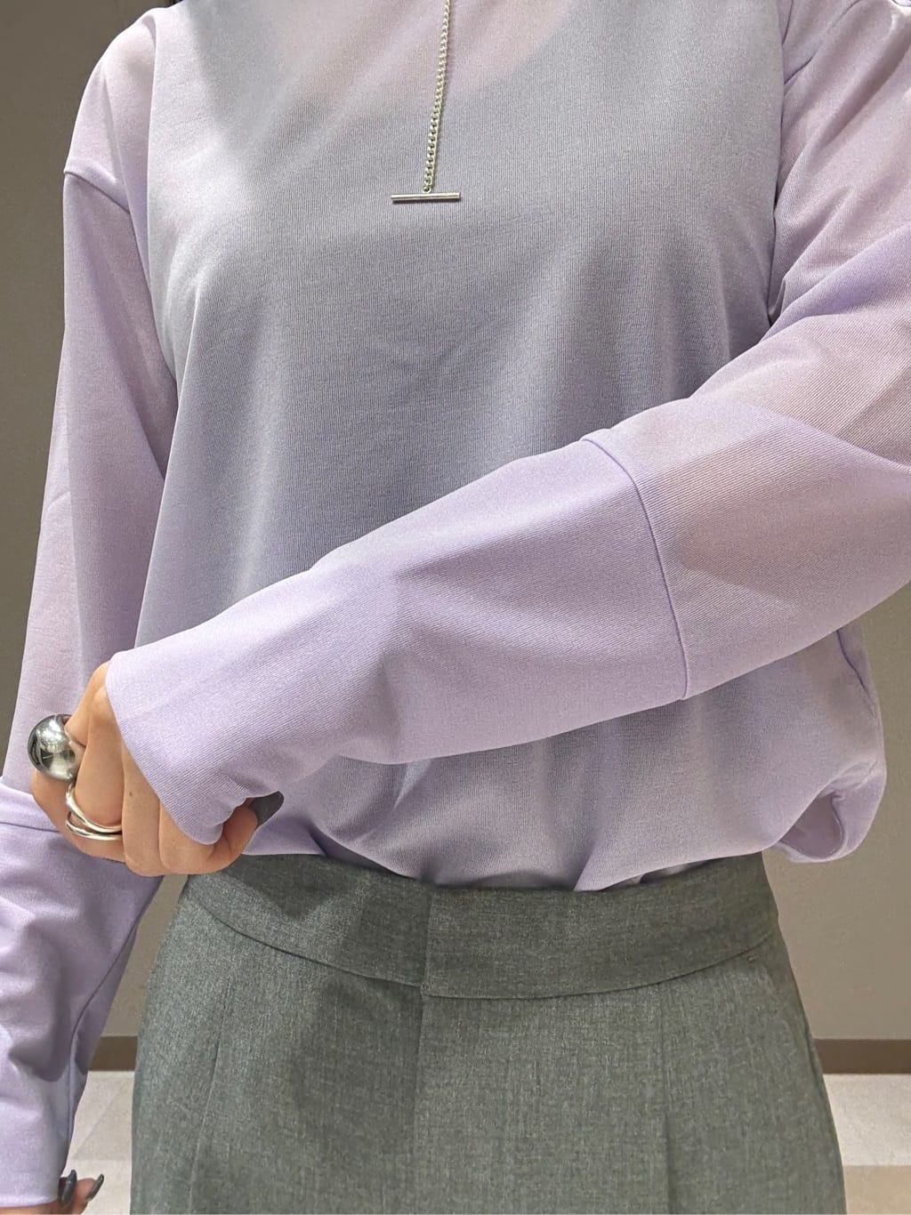 KEIKOさんの「INDIVI｜ストレッチシアーロングTシャツ」を使ったコーディネート