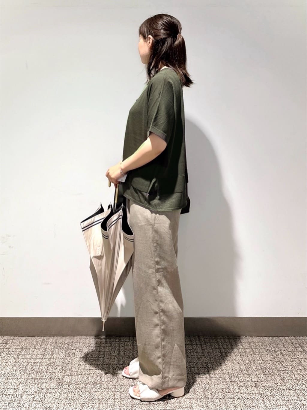 みーさんの「grove｜ロープベルトで差がつく 洗練リラックスパンツ」を使ったコーディネート