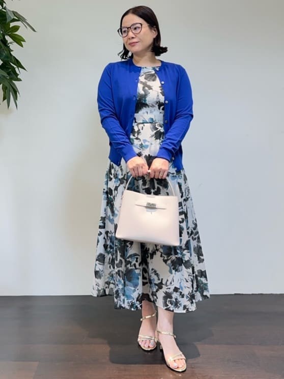 Asamiさんの「UNTITLED｜【シアー/エレガント/花柄/夏ワンピ】ペイントフラワーワンピース」を使ったコーディネート