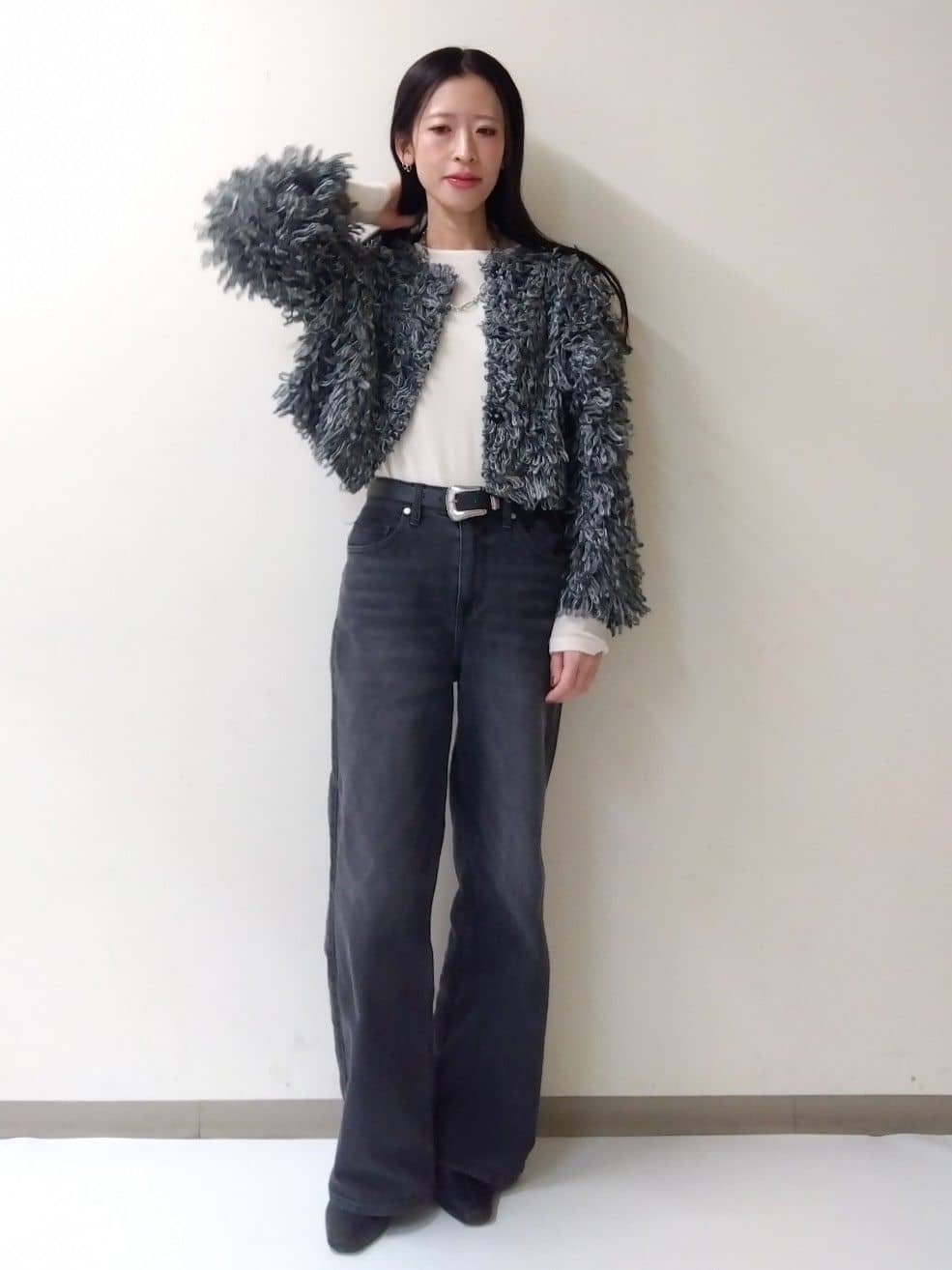 yuriさんの「OPAQUE.CLIP｜ループヤーンニットカーディガン」を使ったコーディネート