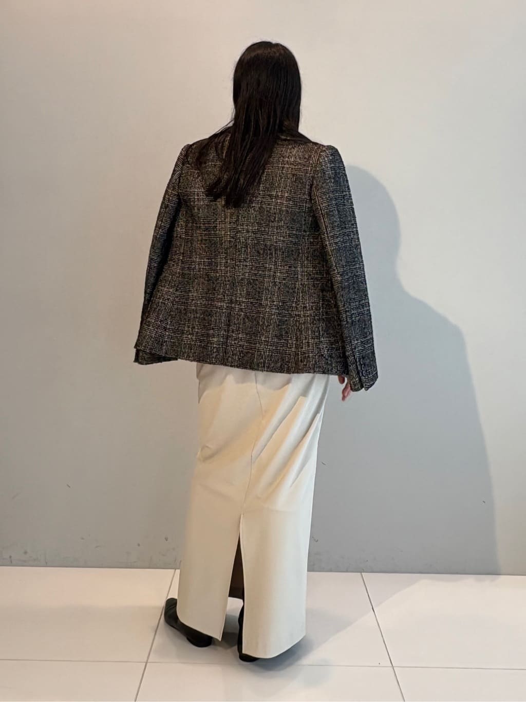 arisaさんの「DRESSTERIOR｜◆【洗える/ポケット付き】ストレッチナロースカート」を使ったコーディネート