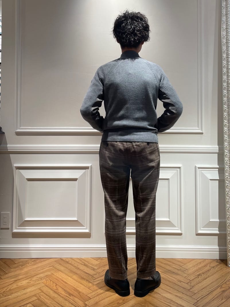 橋本さんの「DRESSTERIOR｜ミリタリーニットジャケット」を使ったコーディネート