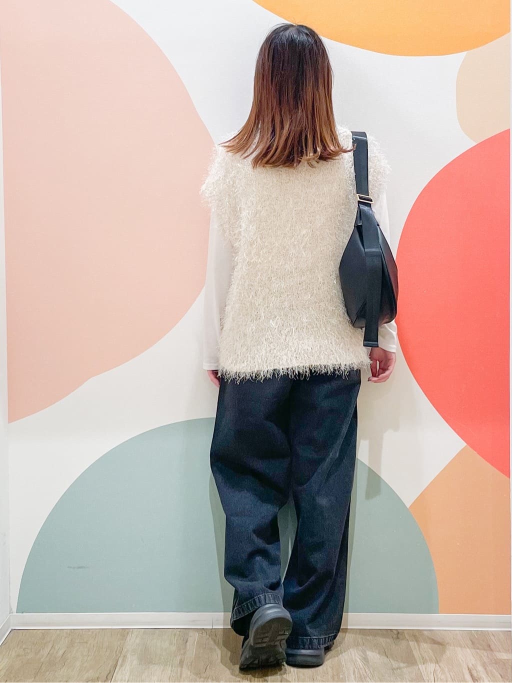 とまとさんの「SHOO･LA･RUE｜」を使ったコーディネート