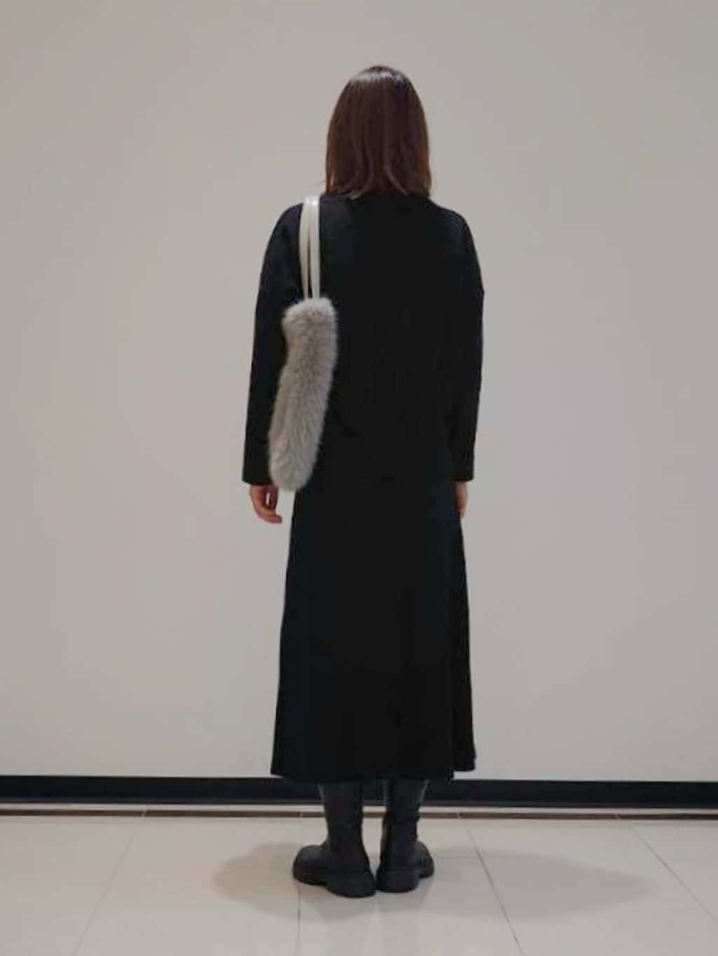 eriさんの「INDIVI｜【SETUP可能／洗える／UVケア】ライトジャージ セミフレアスカート」を使ったコーディネート