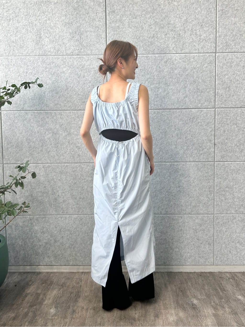 harunaさんの「CODE A｜lace knit pants」を使ったコーディネート