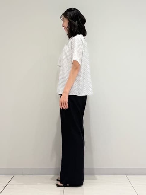 kayoさんの「INDIVI｜【洗える／UVケア】幾何学柄＆無地ボウタイブラウス」を使ったコーディネート