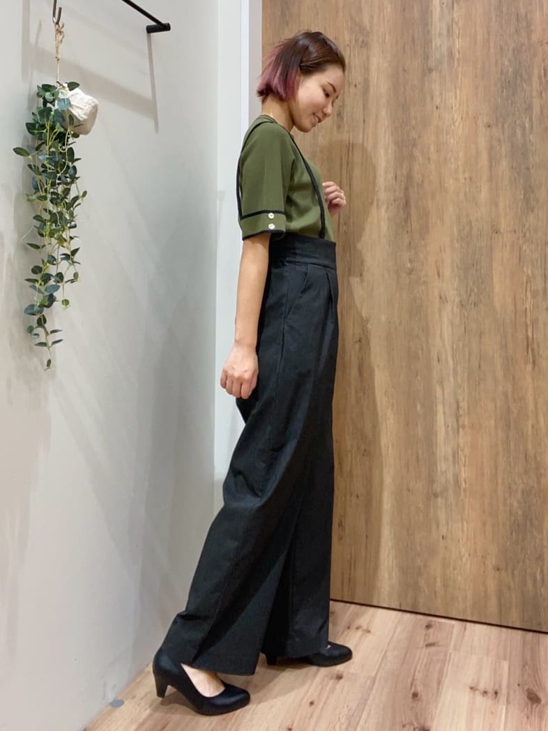 まなしぃさんの「grove｜【2WAY】ハイパーストレッチストラップパンツ」を使ったコーディネート