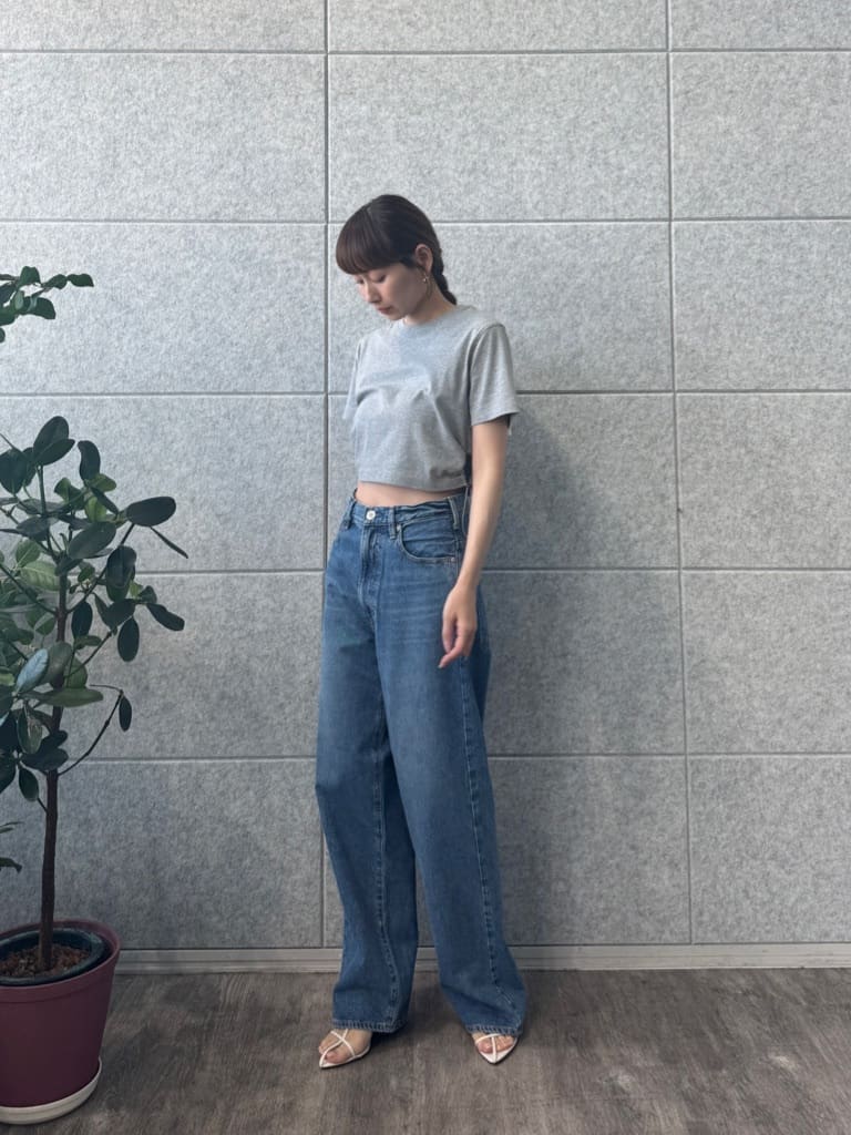 designer yukaさんの「CODE A｜drawstring crop tee」を使ったコーディネート