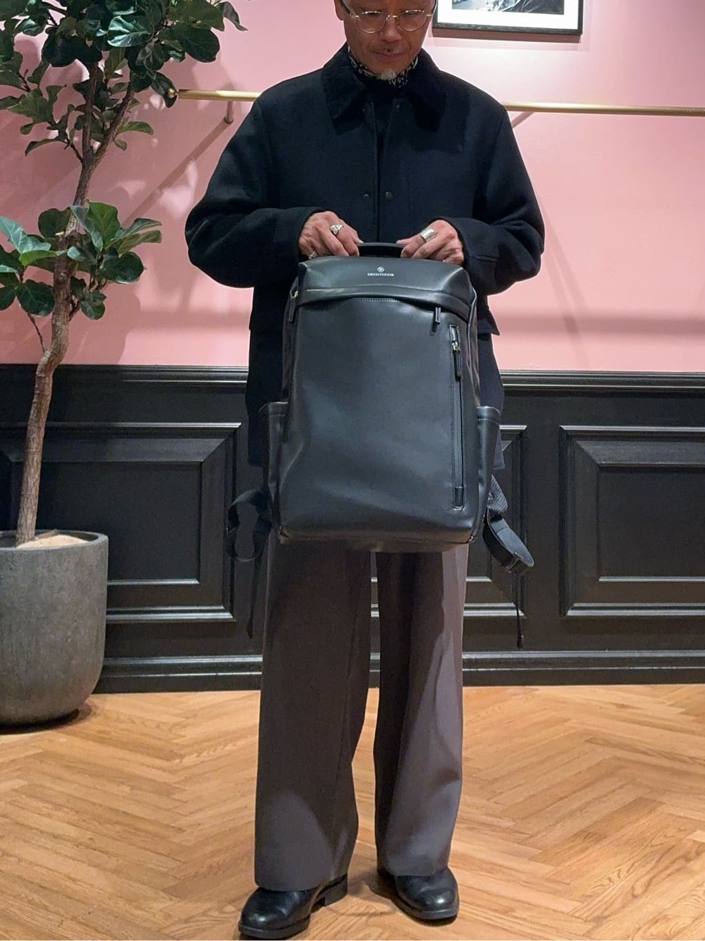 torigoeさんの「DRESSTERIOR｜ウォッシャブルファインメリノ クルーネックニット」を使ったコーディネート