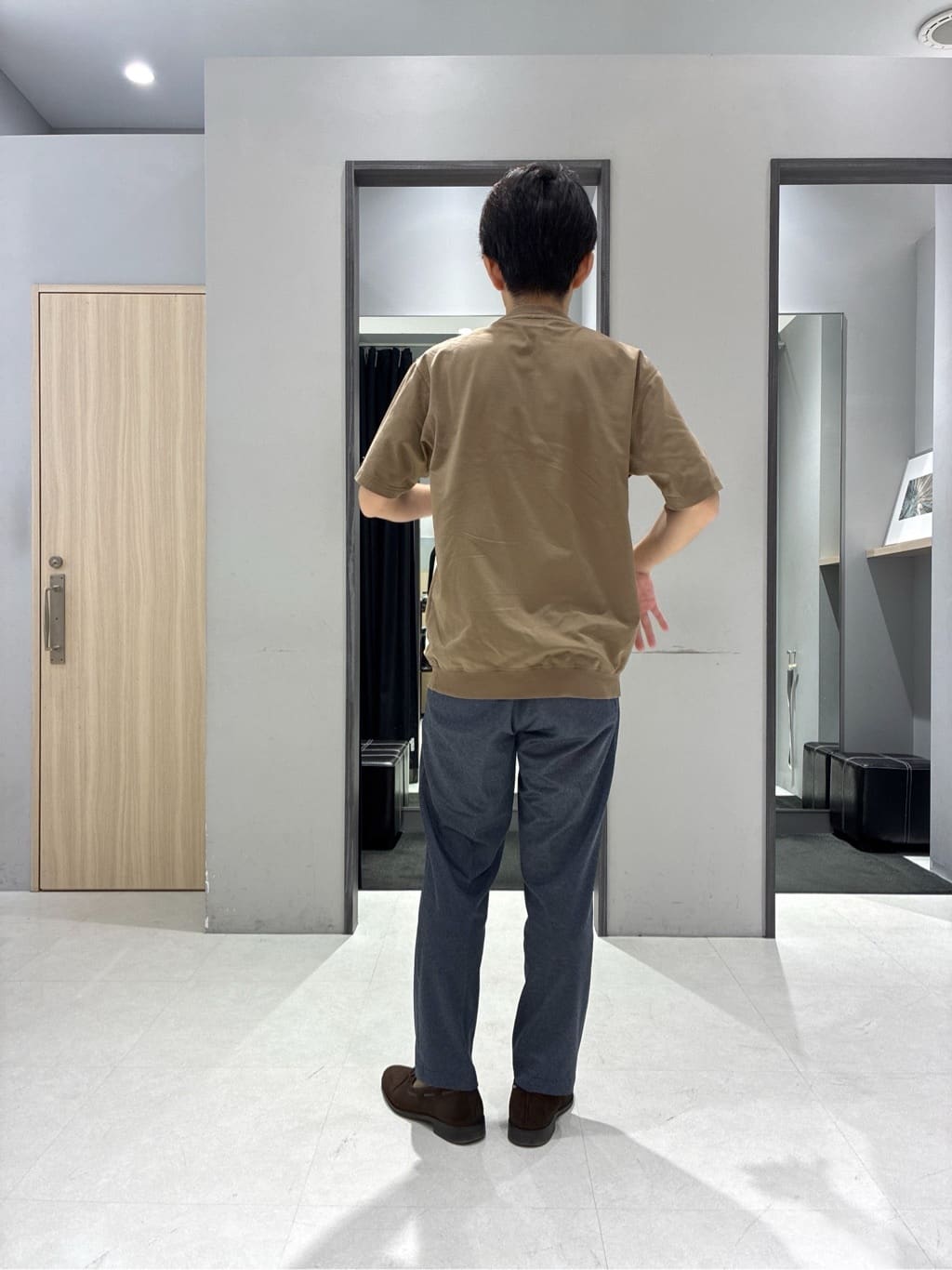 わいずみさんの「TAKEO KIKUCHI｜ハットモチーフ ジャカード ストライプ シャツ」を使ったコーディネート