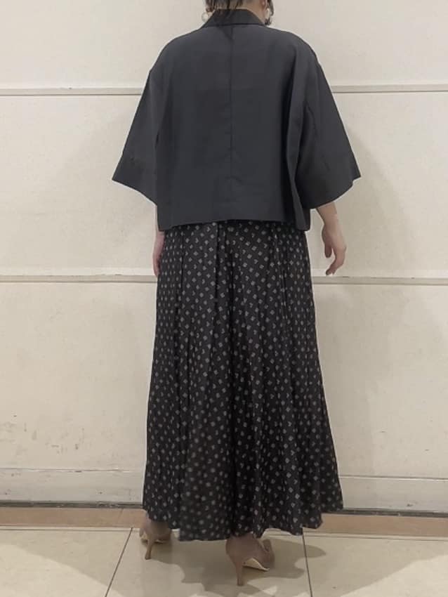 watanabeさんの「UNTITLED｜【前開き/洗える】ショート丈シアーシャツ」を使ったコーディネート