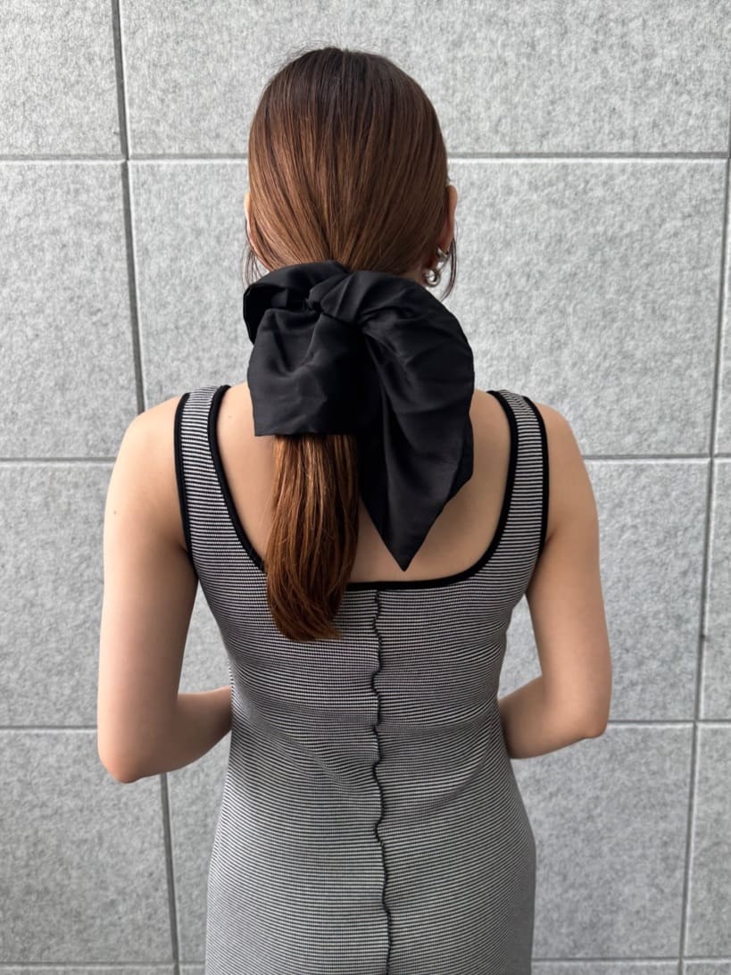designer yukaさんの「CODE A｜design knit short cardigan」を使ったコーディネート
