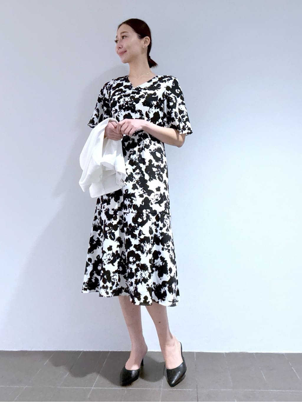 Yukaさんの「COUP DE CHANCE｜【手洗い可／日本製】花柄ワンピース」を使ったコーディネート