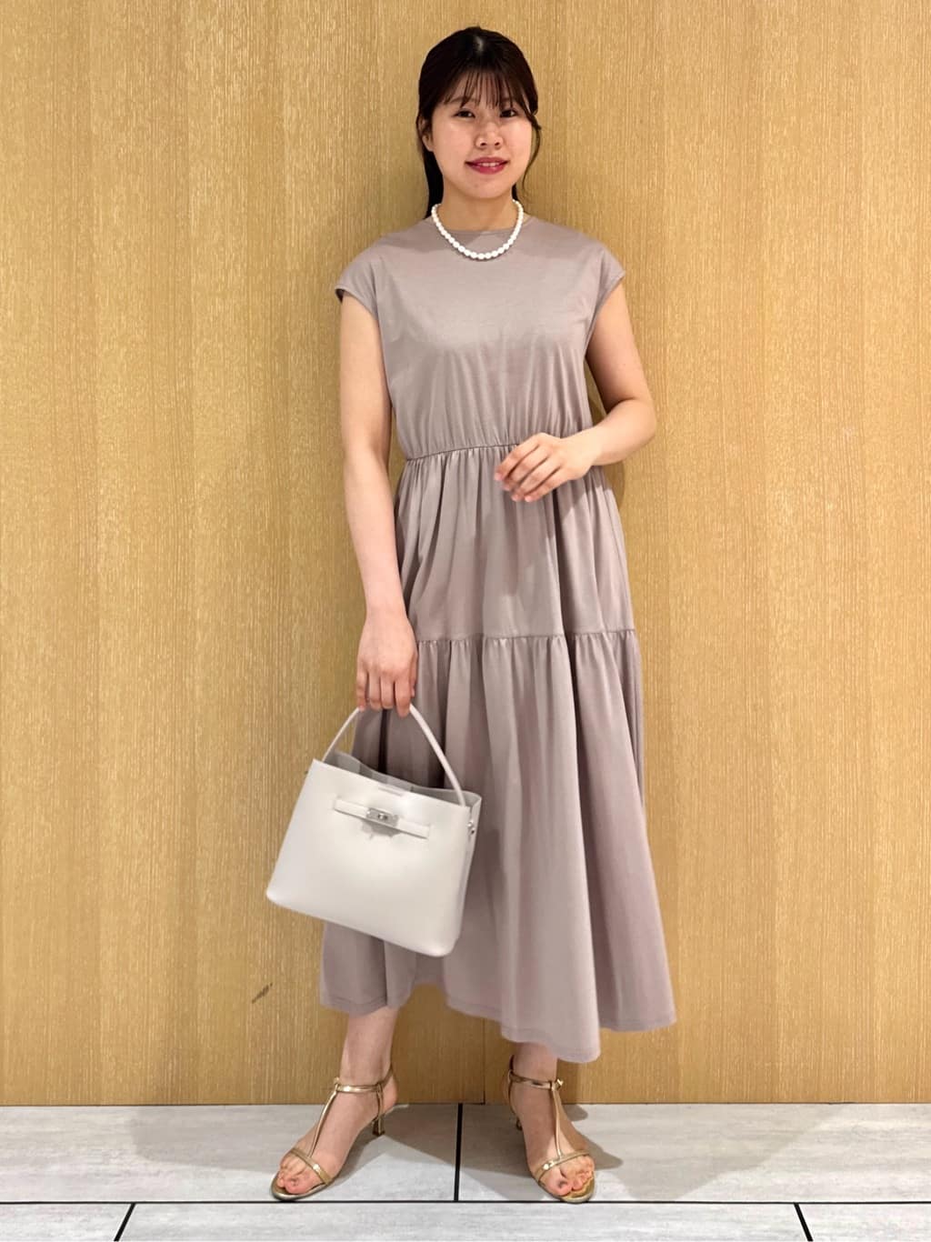 nanaさんの「UNTITLED｜【前開き/洗える】ショート丈シアーシャツ」を使ったコーディネート