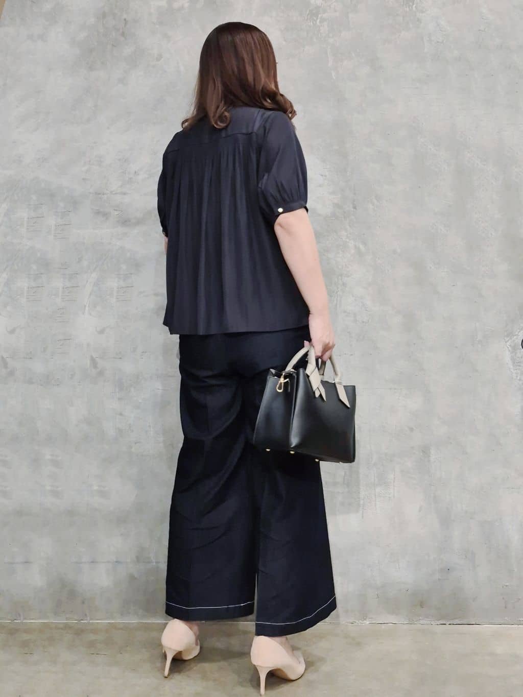 ひさえさんの「THE SHOP TK｜【インしなくも決まる】サテンギャザー5分袖ブラウス」を使ったコーディネート