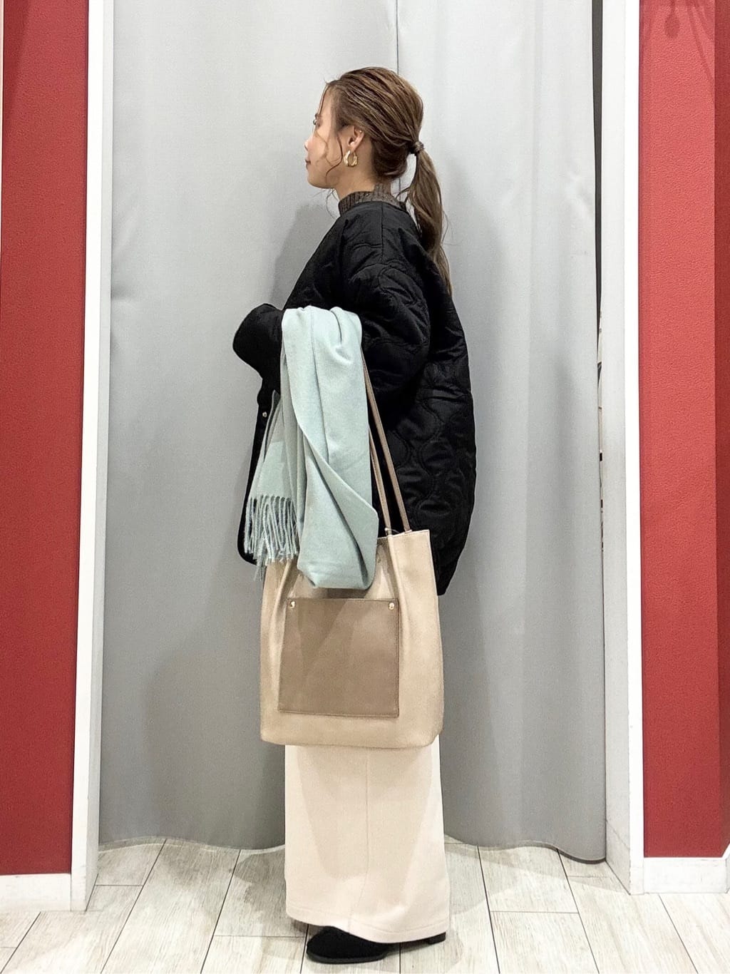 shioさんの「SHOO･LA･RUE｜【S-LL】ゆるシルエットな メランジタートルニット」を使ったコーディネート