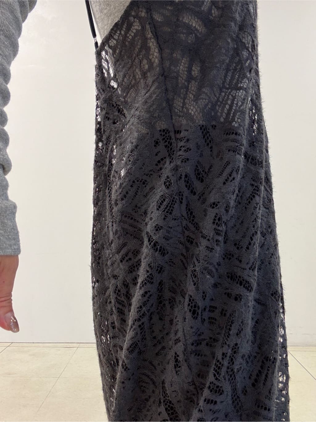 yoshiyaさんの「INDIVI｜【レイヤード◎】レースキャミドレス」を使ったコーディネート