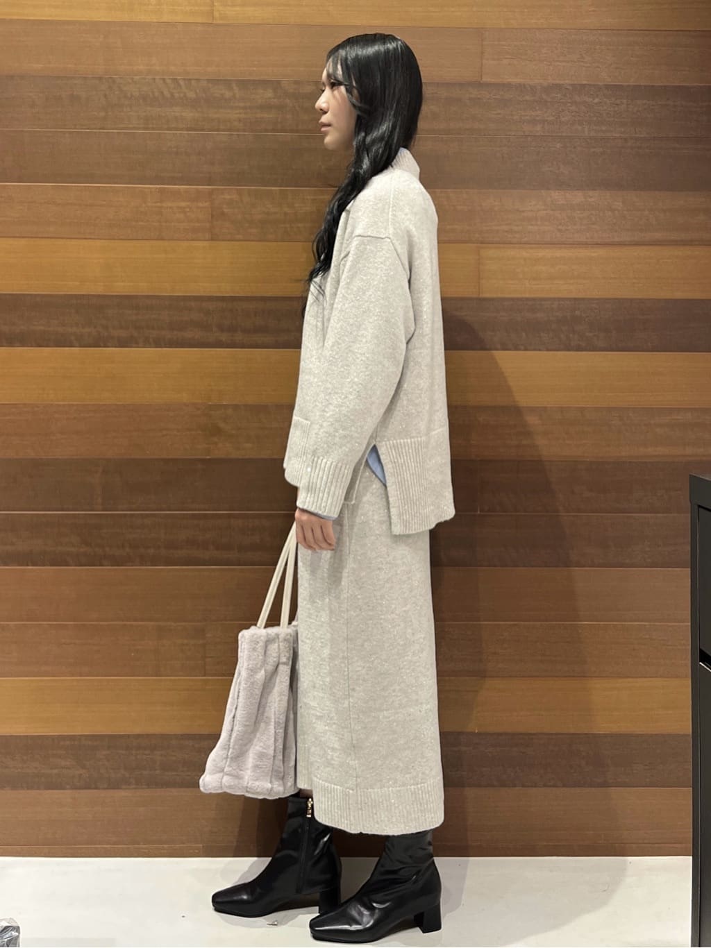 さやさんの「OPAQUE.CLIP｜ポケット刺繍レギュラーカラーシャツ【洗濯機OK】」を使ったコーディネート