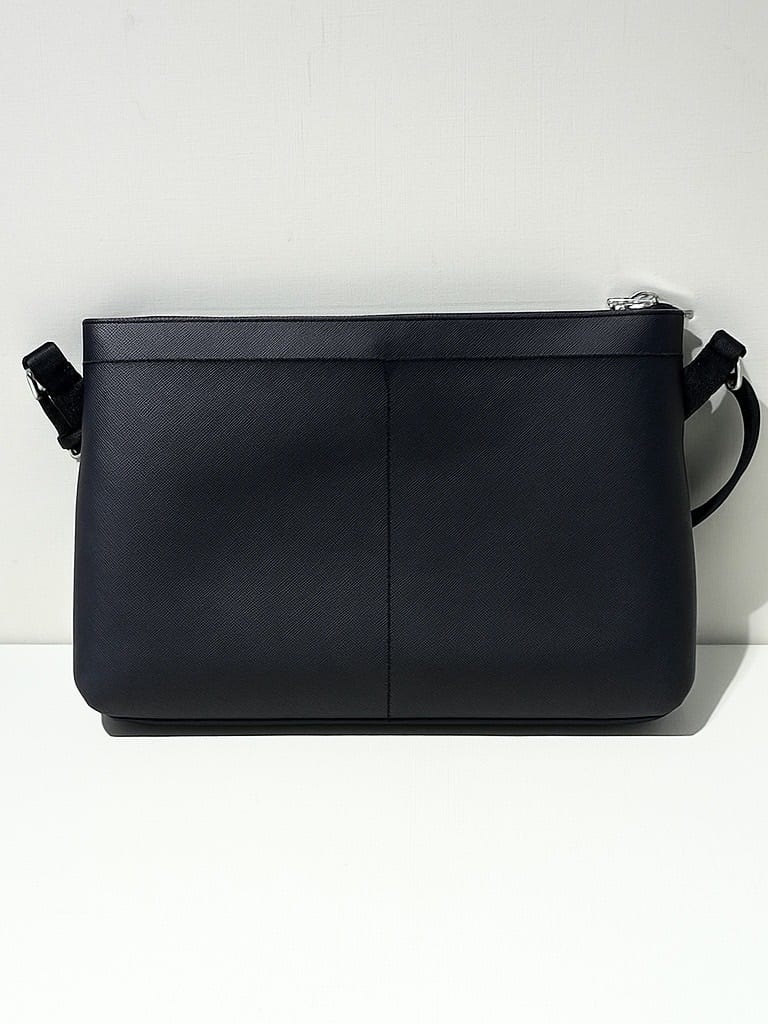 nanamiさんの「THE SHOP TK｜サフィアーノミニサコッシュ」を使ったコーディネート