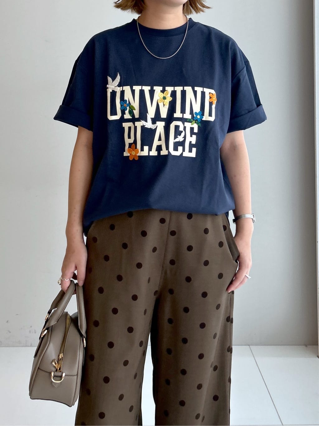 Hirokaさんの「Dessin｜ロゴ刺繍Tシャツ」を使ったコーディネート