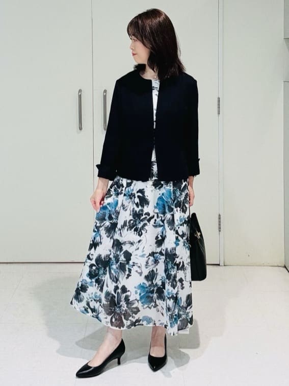 makiさんの「UNTITLED｜【短丈/日本製】カラミ風メッシュ ノーカラージャケット」を使ったコーディネート