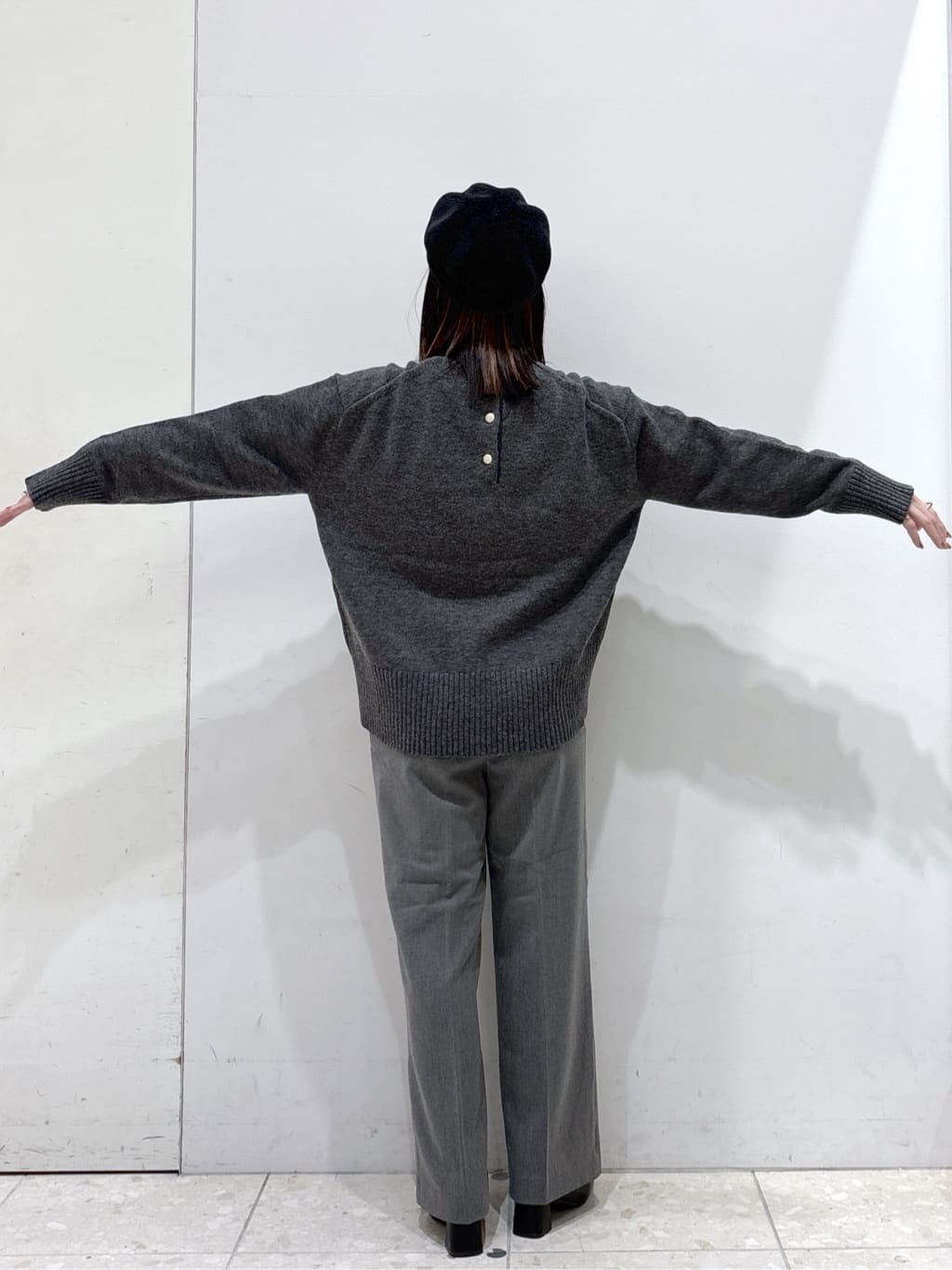 mameさんの「OPAQUE.CLIP｜ウォームタッチ イージーワイドパンツ【洗濯機洗OK／ストレッチ】≪SS～LL≫」を使ったコーディネート