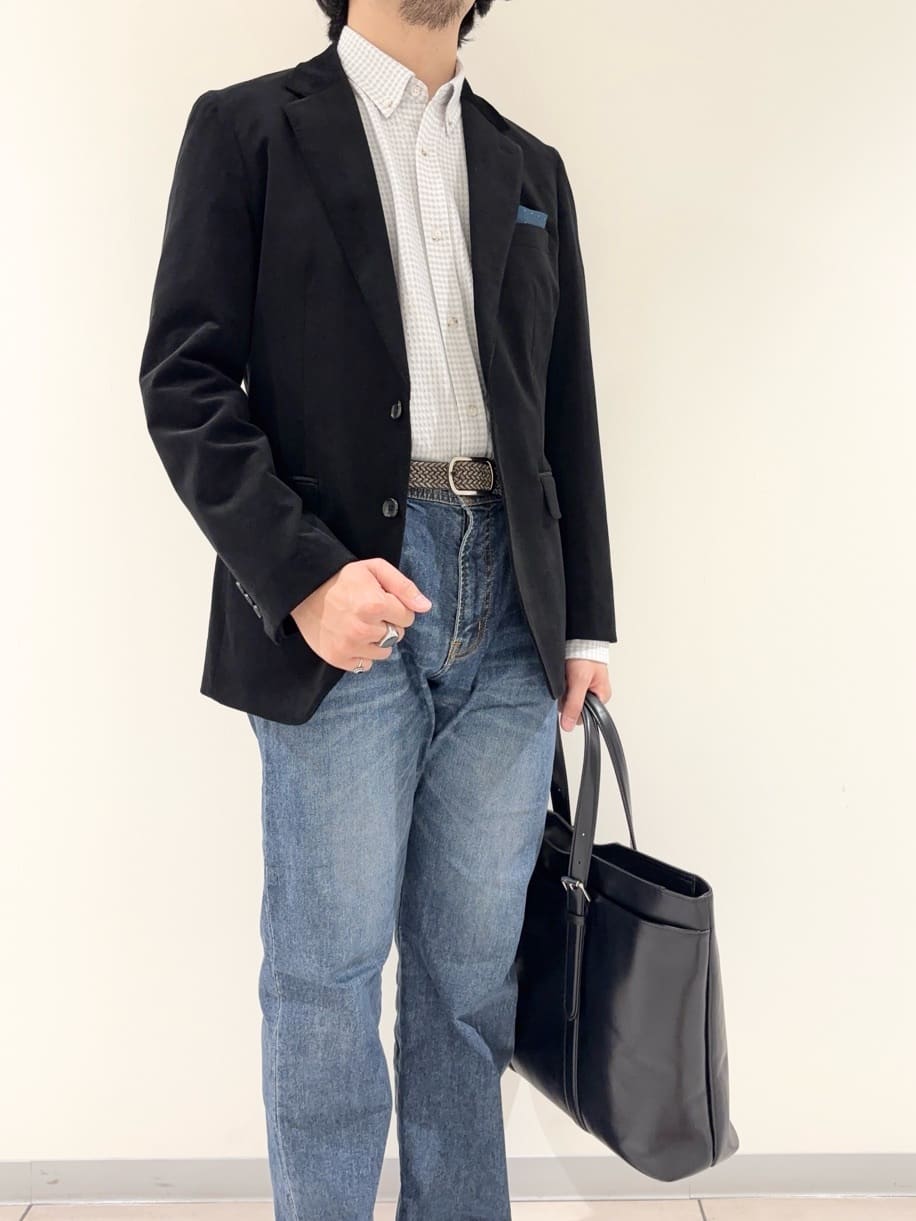 及川さんの「TAKEO KIKUCHI｜【Sサイズ～】ストレッチコーデュロイ ジャケット」を使ったコーディネート