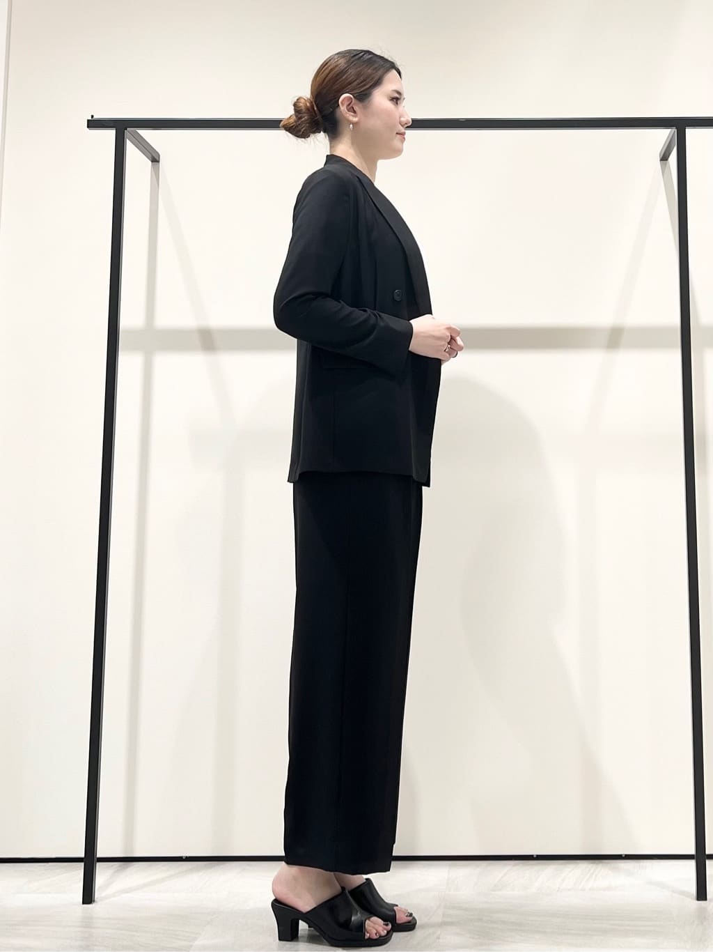 T.Kさんの「INDIVI｜【UVケア】タックブラウス」を使ったコーディネート