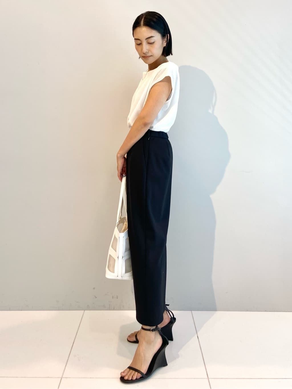 AYAさんの「UNTITLED｜【ジャージ素材】インナードッキングシアーカットソー」を使ったコーディネート
