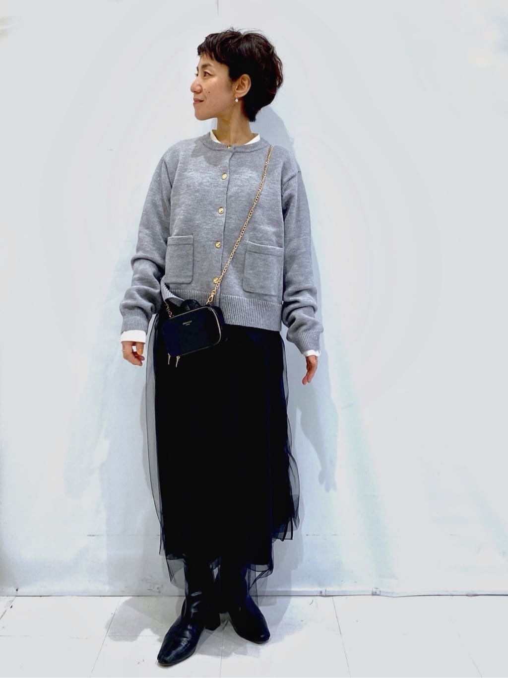Bonさんの「OPAQUE.CLIP｜金ボタンラメニットカーディガン【洗濯機OK】」を使ったコーディネート