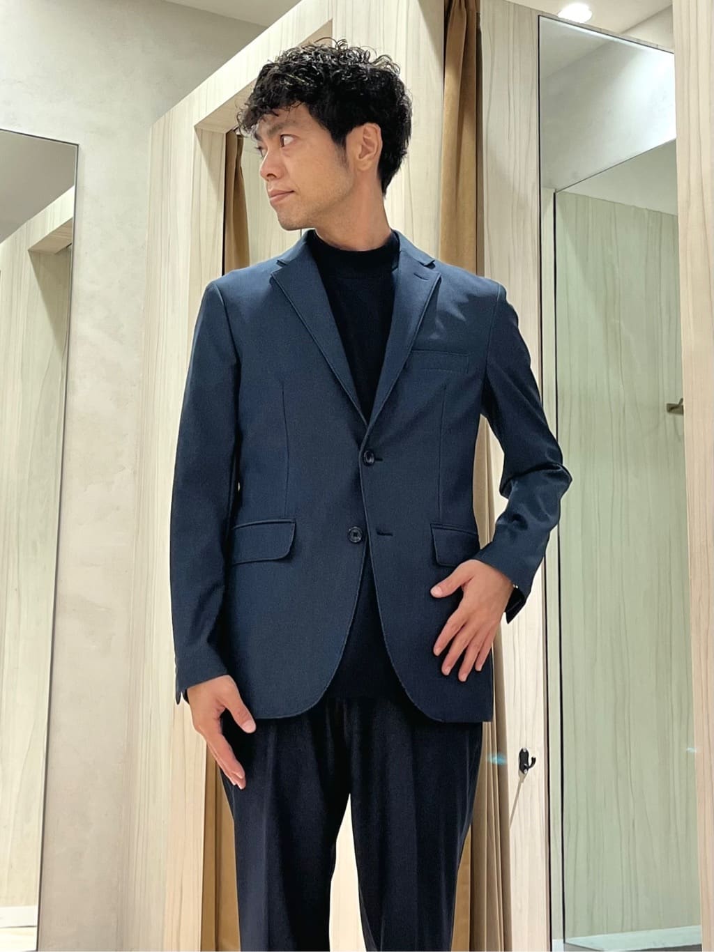 URAさんの「TAKEO KIKUCHI｜【360&deg;ストレッチ／セットアップ対応】None Of Stress ジャケット」を使ったコーディネート