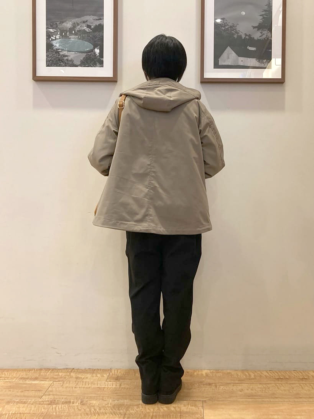 ruさんの「SHOO･LA･RUE｜【洗濯機可/ちくちくしにくい】大人のための スウェットライク刺繍ロゴニット」を使ったコーディネート