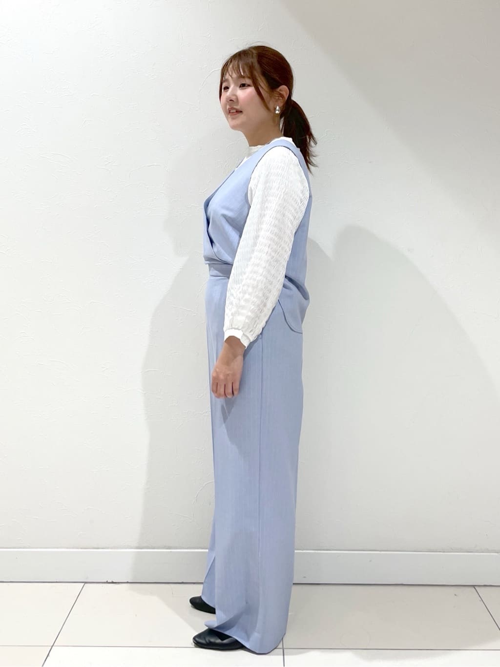 YUUKIさんの「INDIVI｜◆【洗える／2WAY】リネンライクサロペット」を使ったコーディネート
