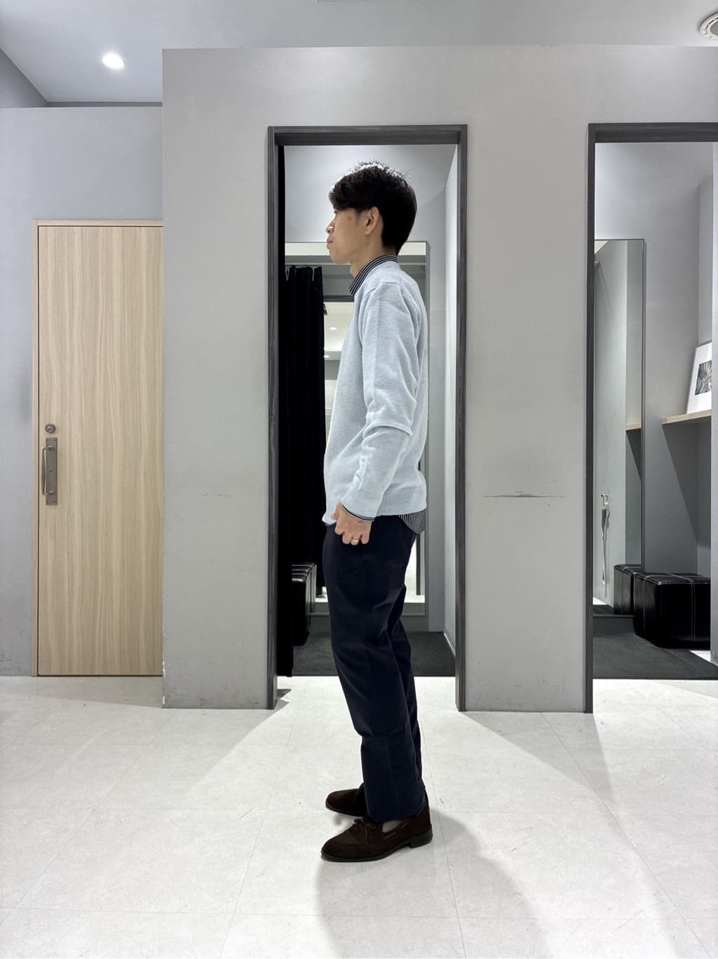 わいずみさんの「TAKEO KIKUCHI｜カシミヤブレンド ビーバー調ステンカラーコート」を使ったコーディネート