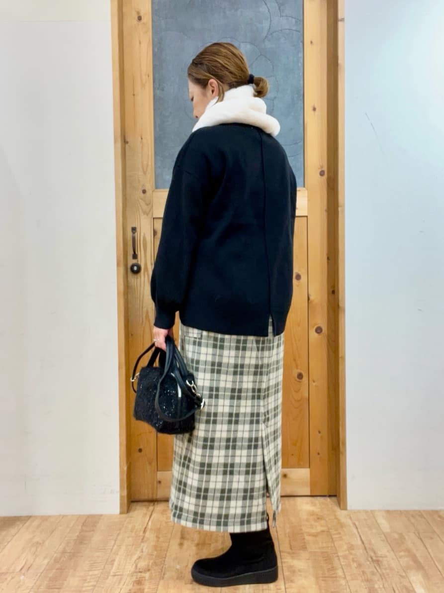 ゆみさんの「SHOO･LA･RUE｜フェイクファースヌード」を使ったコーディネート