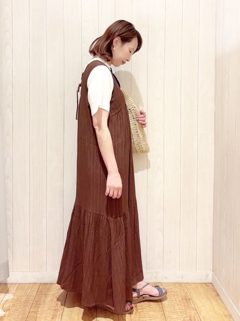 あいこさんの「SHOO･LA･RUE｜【S-LL/ひんやり/UV】選べる6柄でそれぞれ欲しくなる プリントTシャツ」を使ったコーディネート