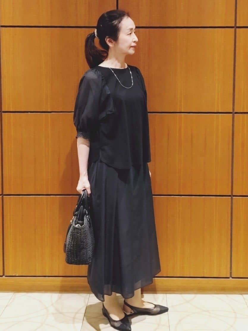 Kさんの「Reflect｜【マシンウォッシュ可】シアーパフスリーブTブラウス」を使ったコーディネート