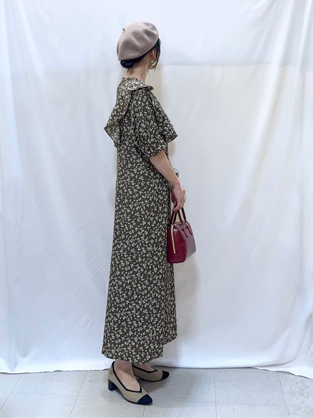 𝐇𝐢𝐫𝐨𝐦𝐢さんの「SHOO･LA･RUE｜【S-LL】寒暖差のある時期に 大人上品なシアーブルゾン」を使ったコーディネート
