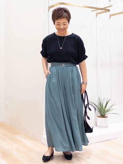 シュウコさんの「grove｜【ひんやり/UVカット】大人の可愛さ　セーラーカラーニット」を使ったコーディネート