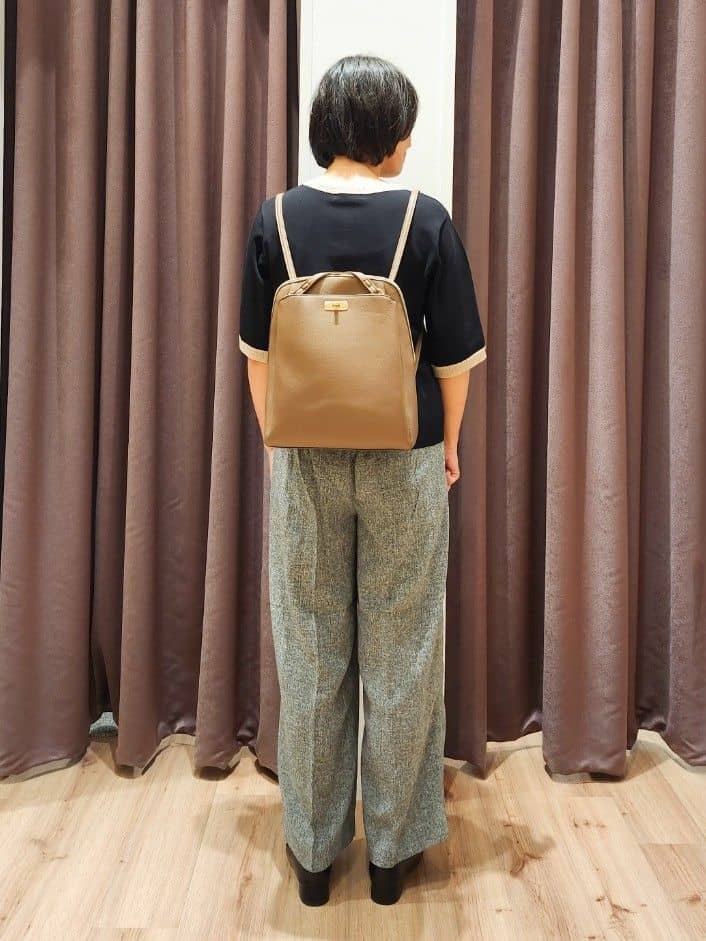 さくさんの「grove｜【2点SET/体型カバー】夏から秋まで着まわせる！プリーツビスチェセットアップ」を使ったコーディネート