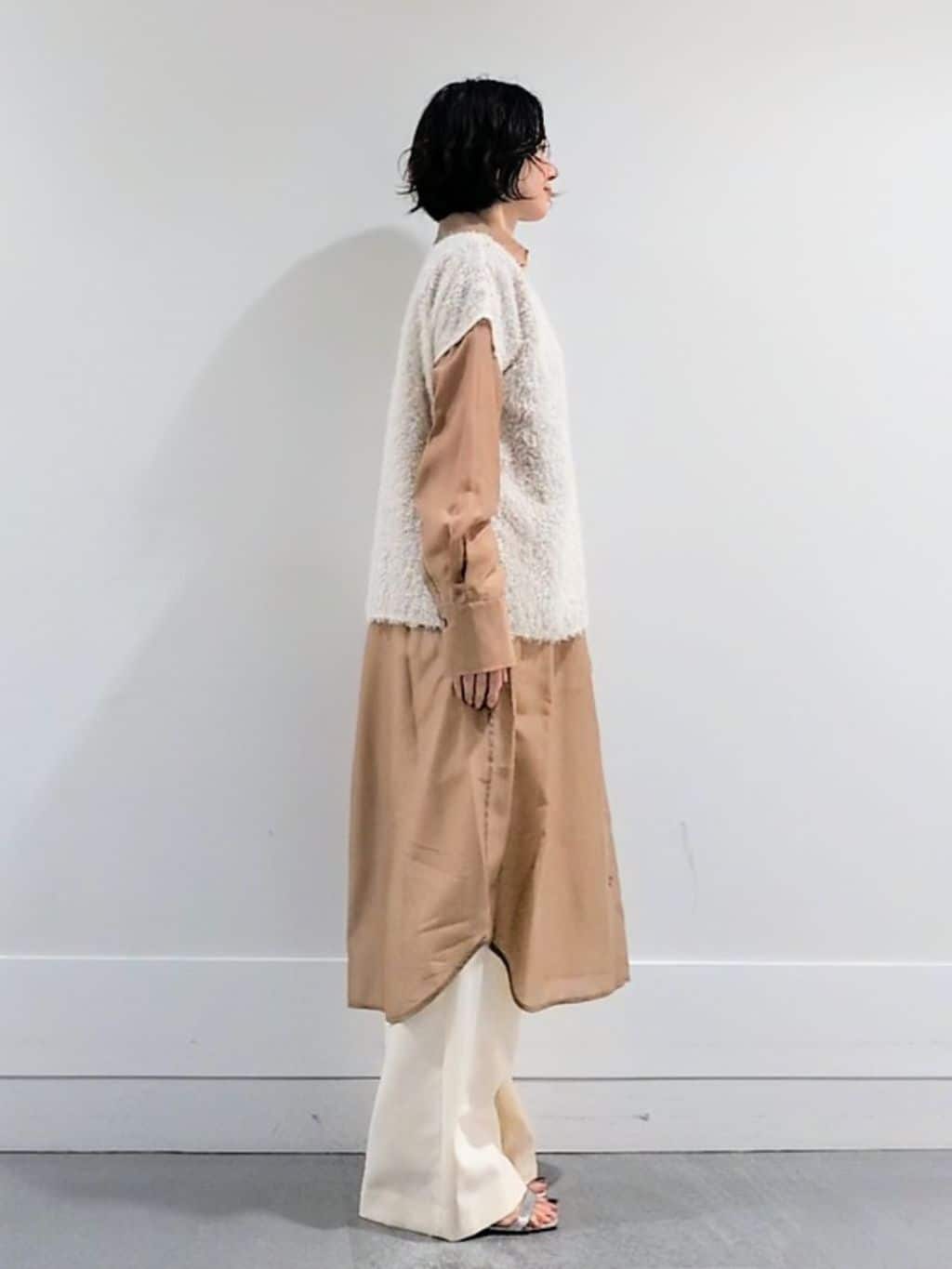 ミズタさんの「UNTITLED｜【セットアップ可/洗える】フェザーフレンチスリーブブラウス」を使ったコーディネート