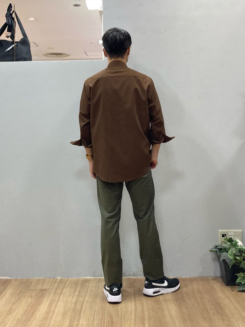 シュンさんの「TAKEO KIKUCHI｜【COOL CITY WEAR】DotAir（R）サッカー シャツ」を使ったコーディネート