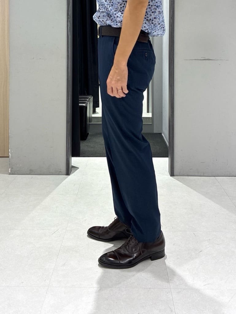 わいずみさんの「TAKEO KIKUCHI｜【COOL CITY WEAR】アーバンクール パンツ /接触冷感・吸水速乾」を使ったコーディネート
